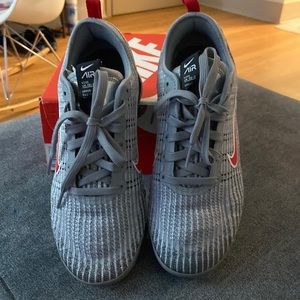 Air vapormax sneakers